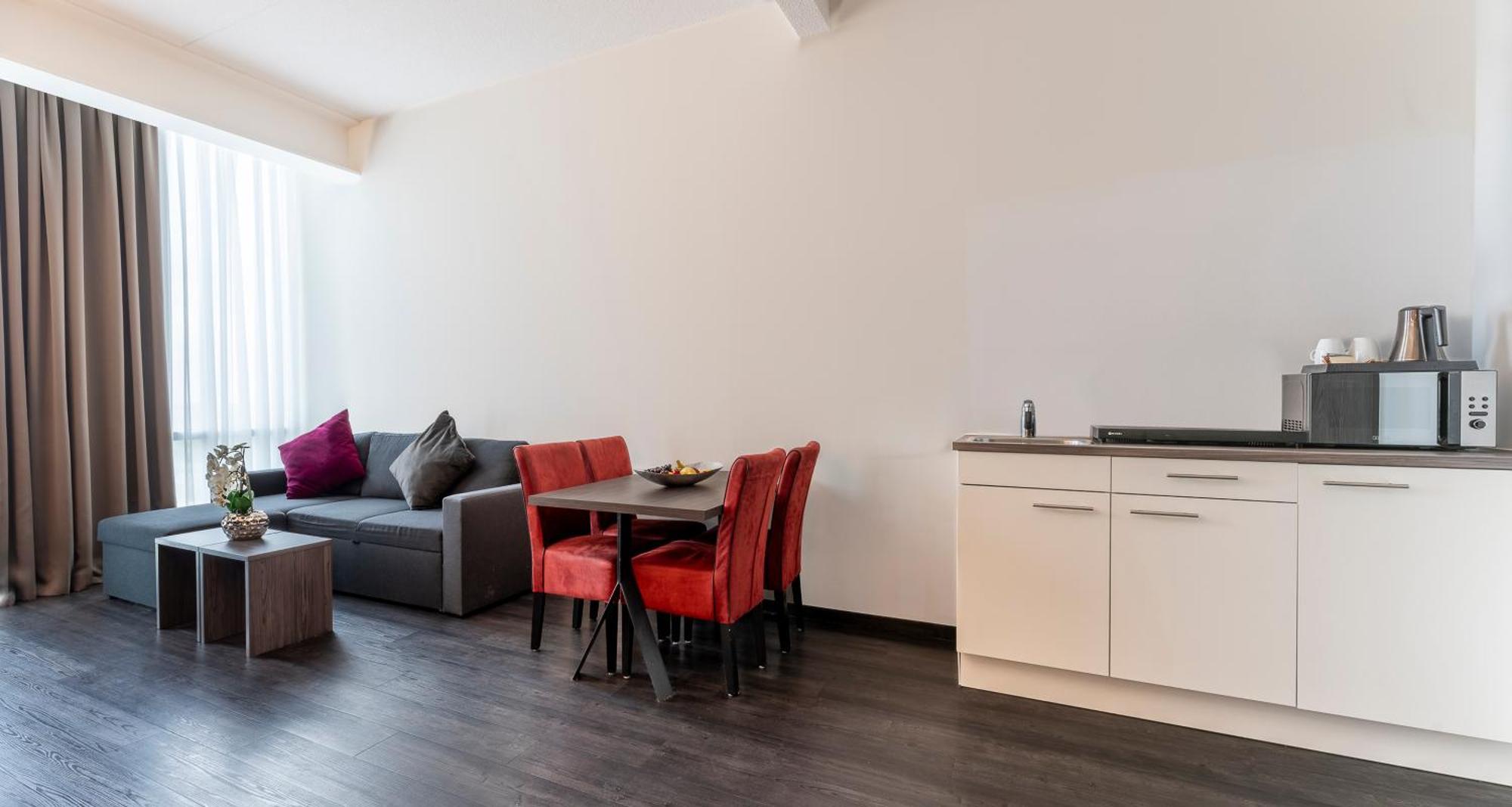 Plaza Premium Αλμέρε Εξωτερικό φωτογραφία