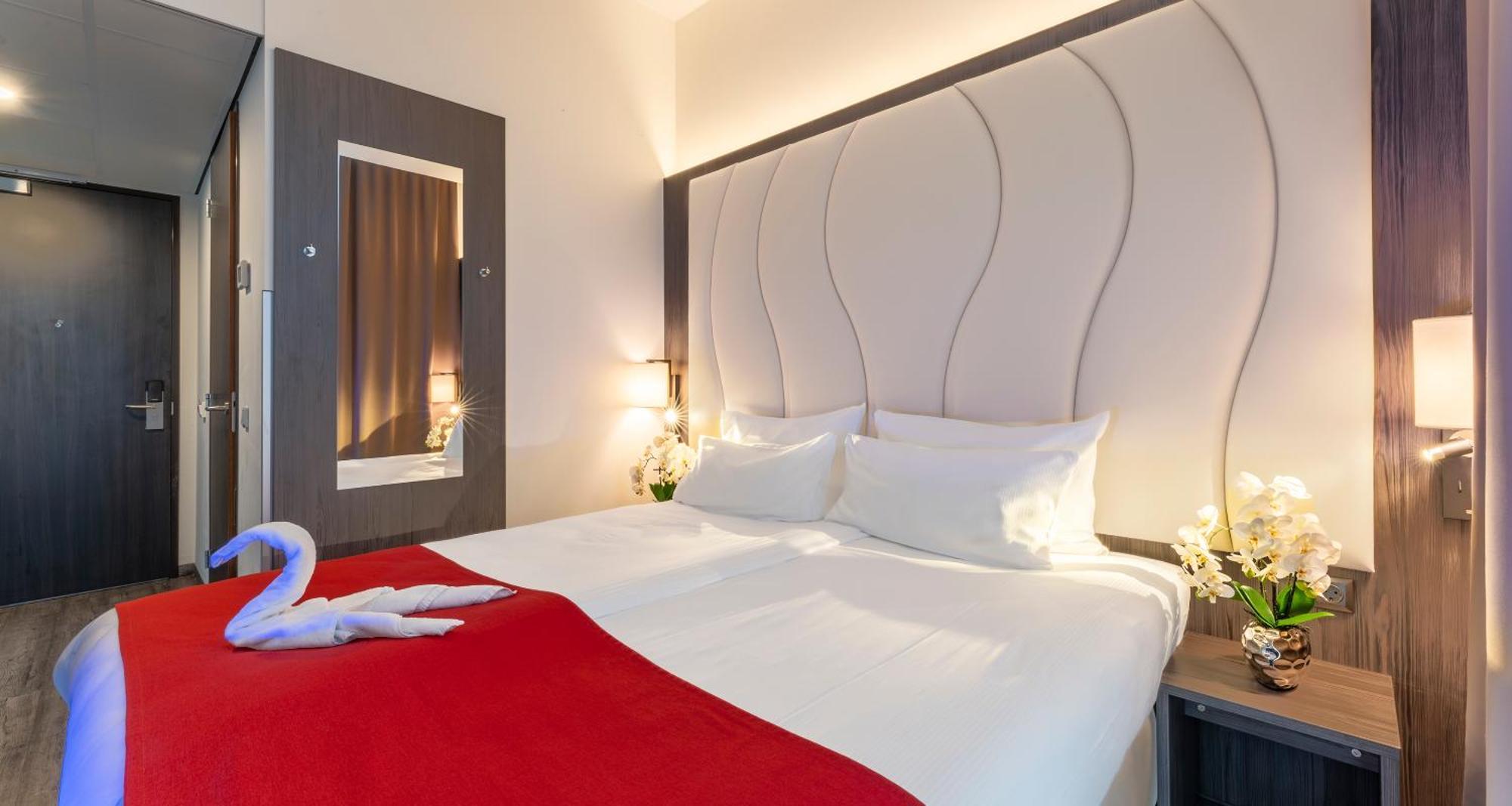 Plaza Premium Αλμέρε Εξωτερικό φωτογραφία