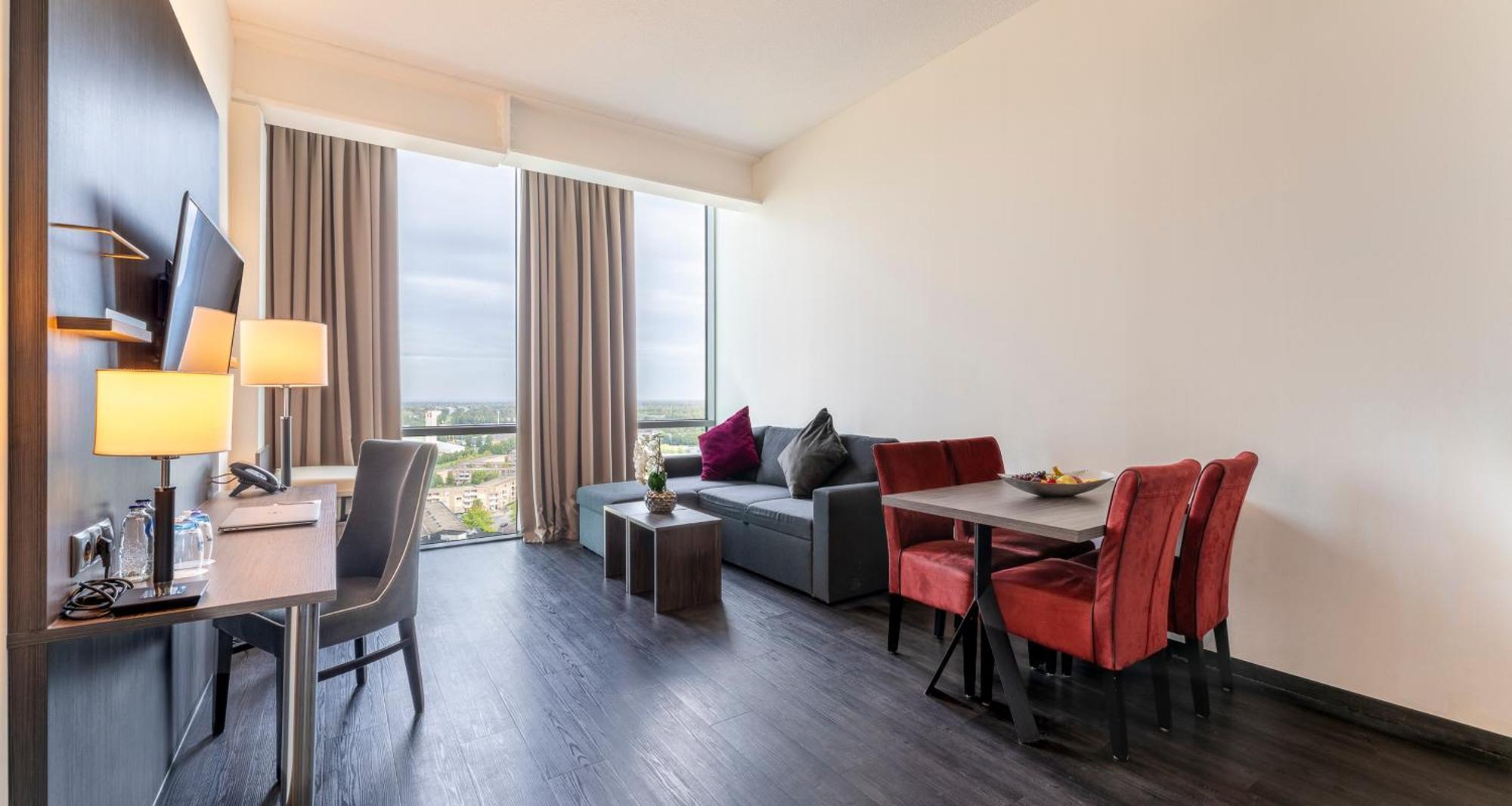 Plaza Premium Αλμέρε Εξωτερικό φωτογραφία