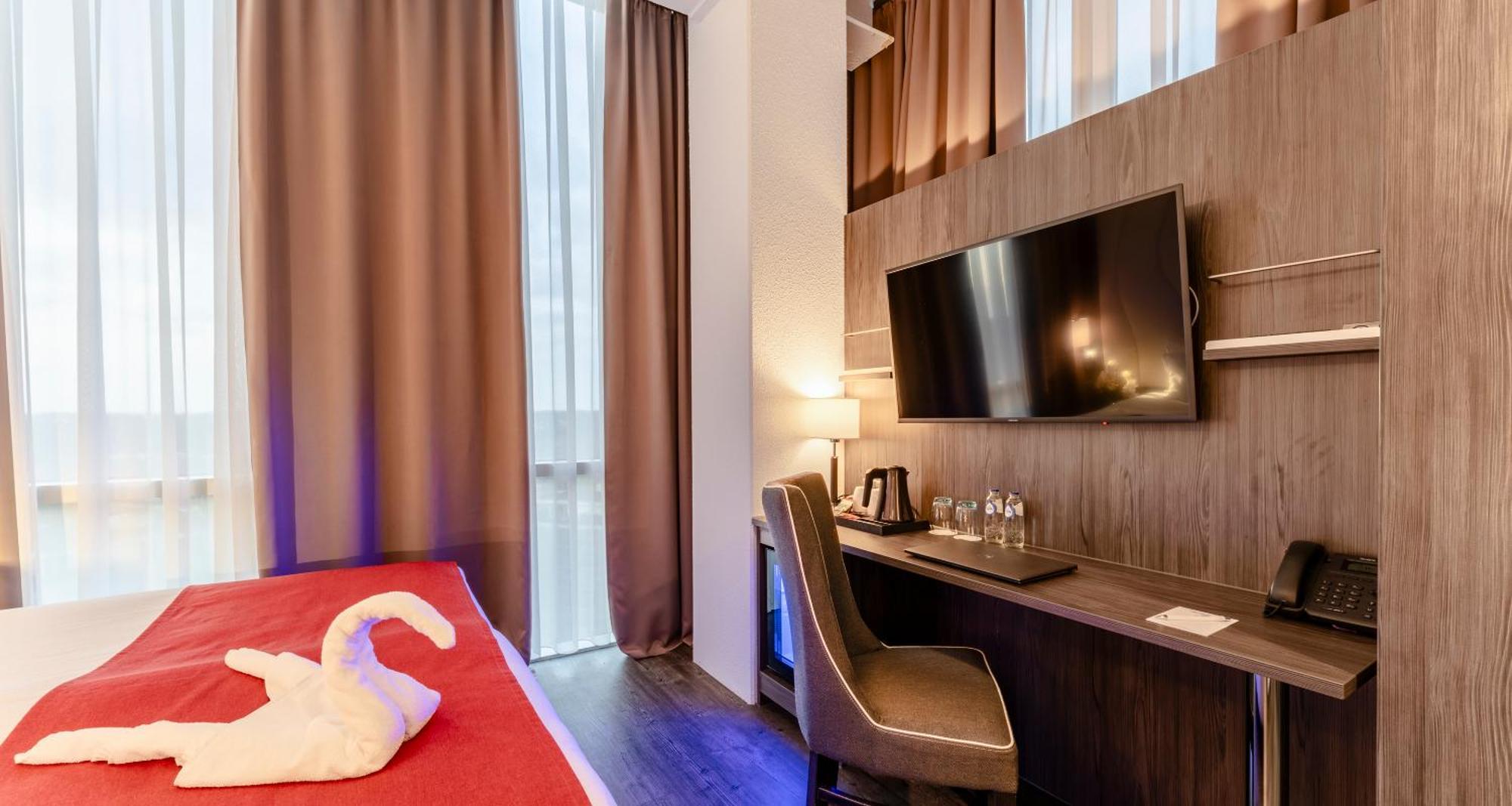 Plaza Premium Αλμέρε Εξωτερικό φωτογραφία