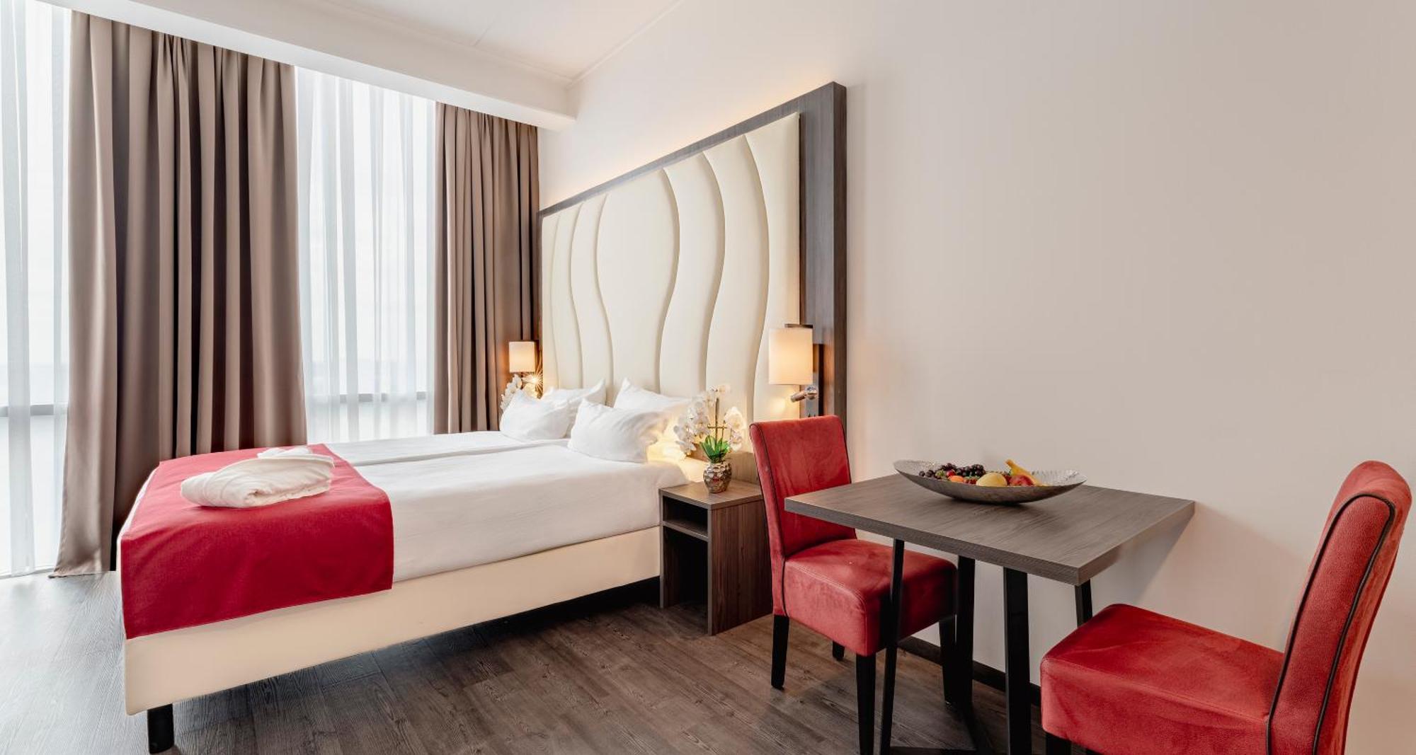 Plaza Premium Αλμέρε Εξωτερικό φωτογραφία