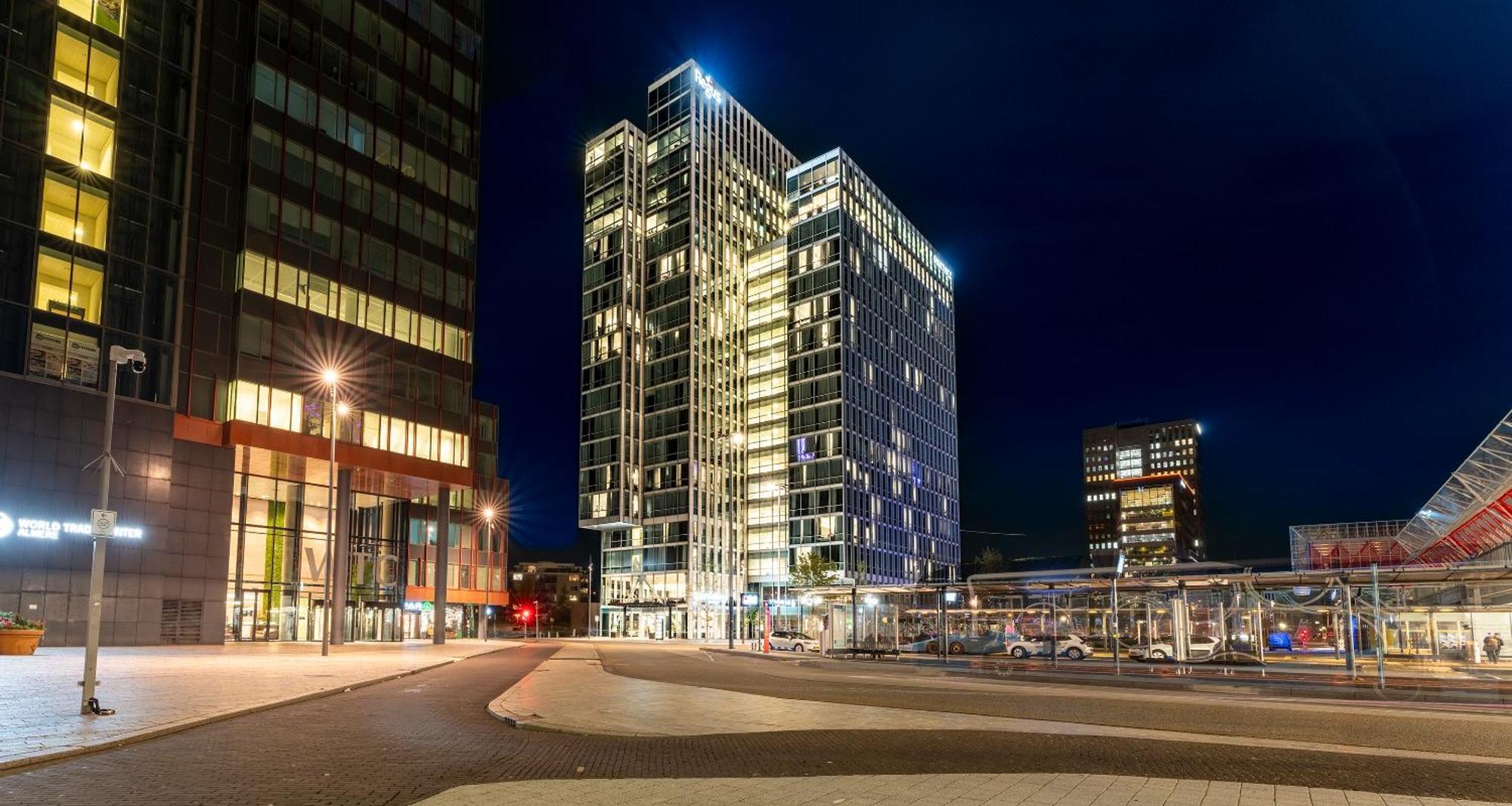 Plaza Premium Αλμέρε Εξωτερικό φωτογραφία