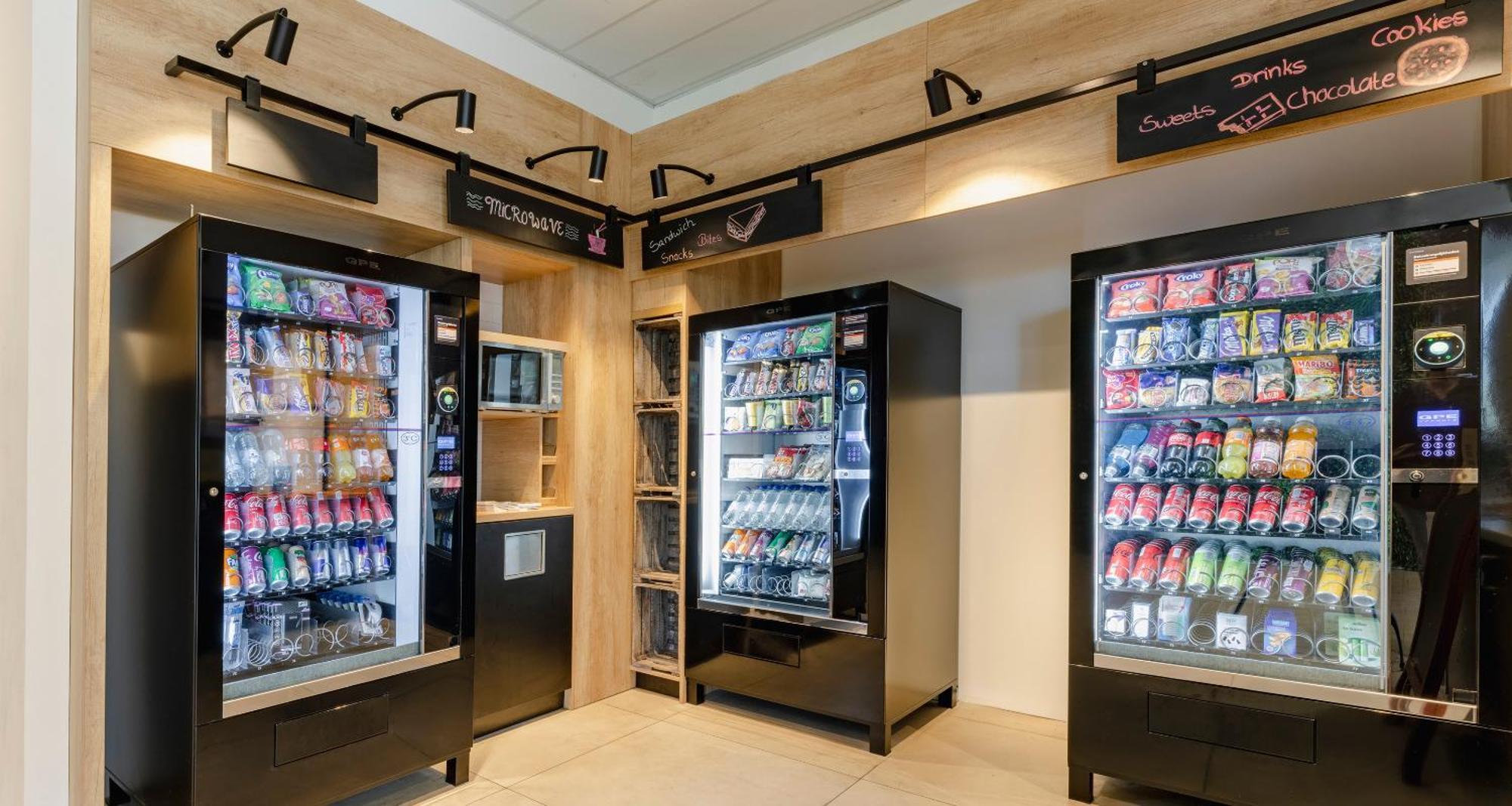 Plaza Premium Αλμέρε Εξωτερικό φωτογραφία